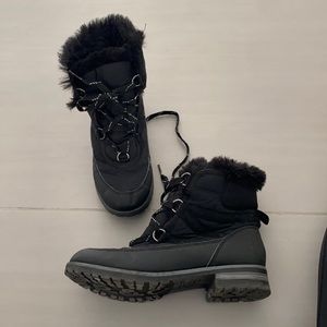 Black Comfy Boots